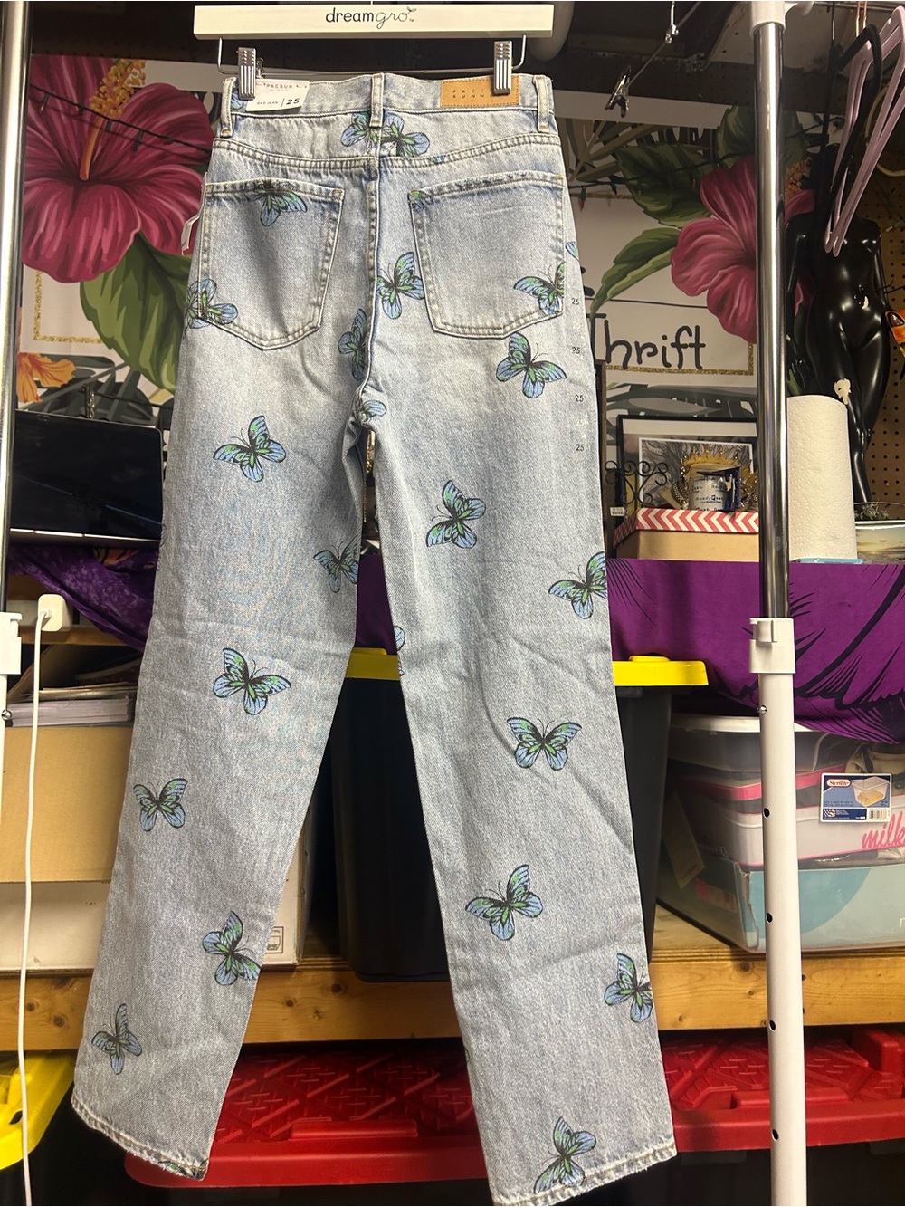 NWT Pacsun Eco Butterfly Print Dad Jeans Medium Indigo Size 25 - Picture 7 of 10